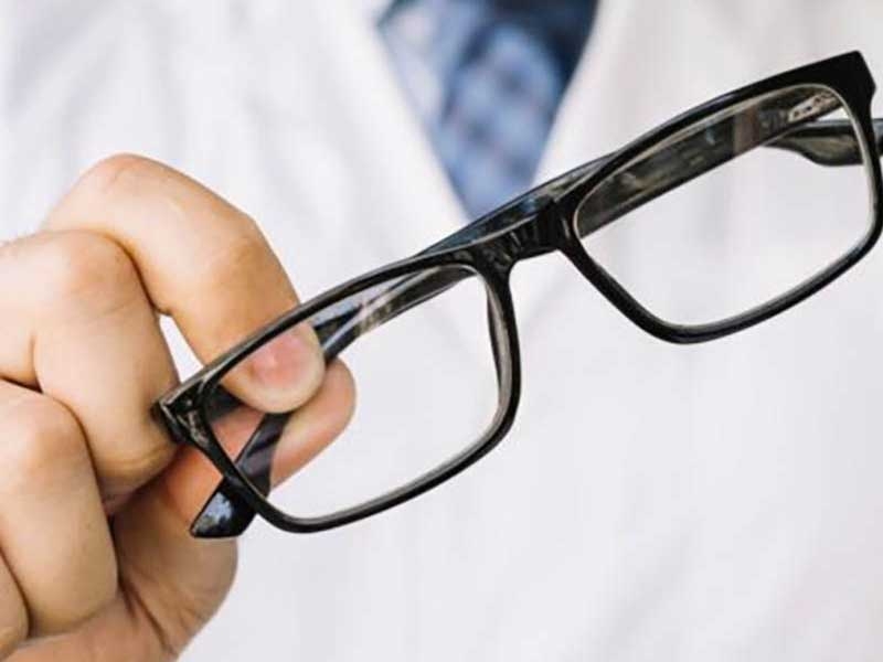 Ophthalmologist in Greenock / Scotland